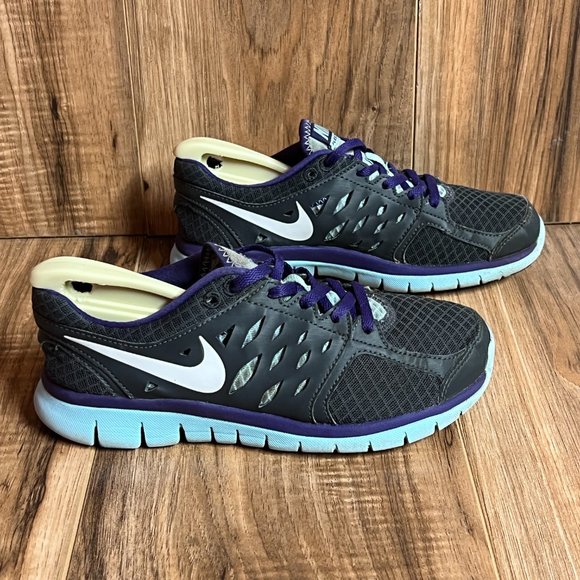 Nike Flex 2013 Womens Running Shoes Black Purple Blue 580441 017 EUC Size 5.5 - Picture 2 of 8